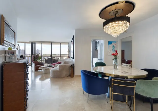 4th image of 1000 W Island Blvd #911, Aventura, FL 33160 | MLS# A12032651