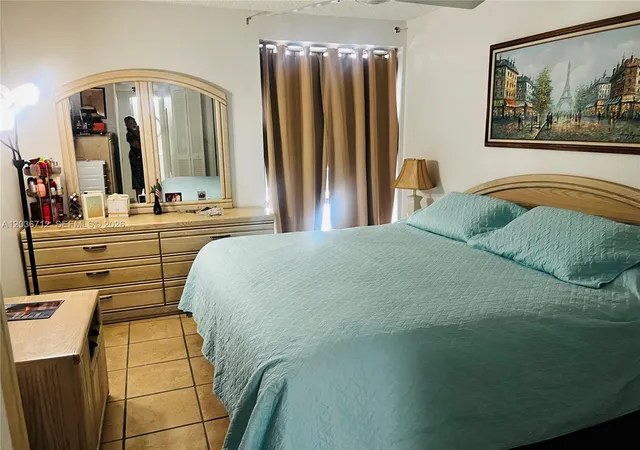 5th image of 17570 Atlantic Blvd #206, Sunny Isles Beach, FL 33160 | MLS# A12036712