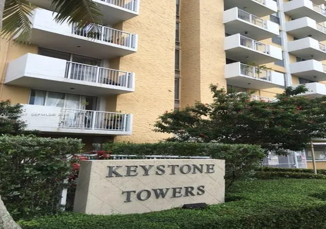 image of (Undisclosed), North Miami, FL 33181 | MLS# A12036867