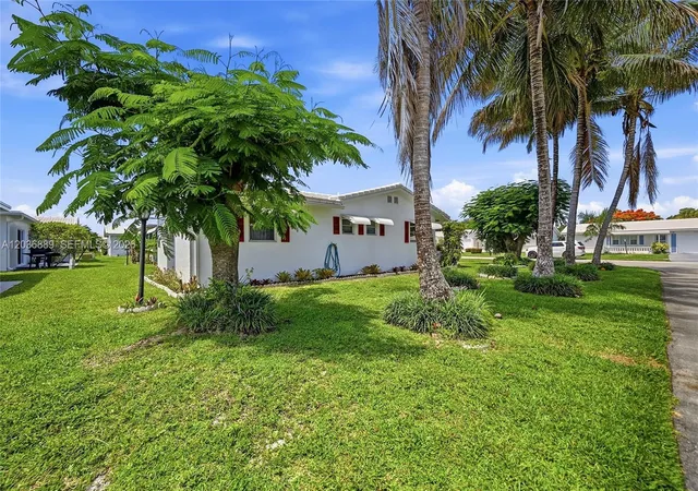 29th image of 1702 Sw 22nd St, Boynton Beach, FL 33426 | MLS# A12036889