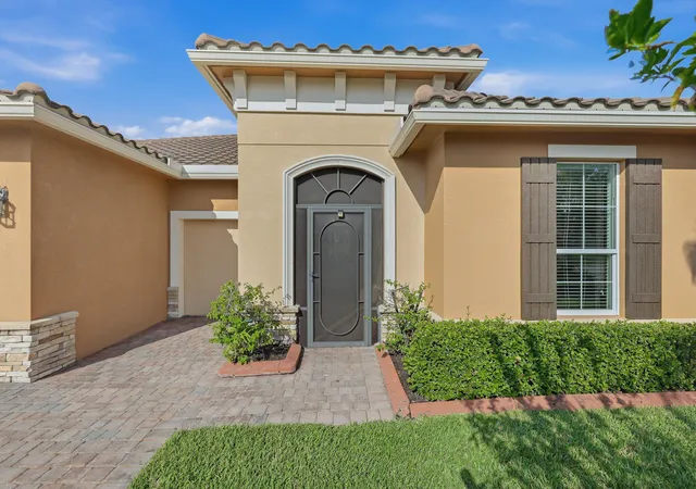 3rd image of 11126 Sw Vitalia Ct, Port St Lucie, FL 34987 | MLS# B26041010