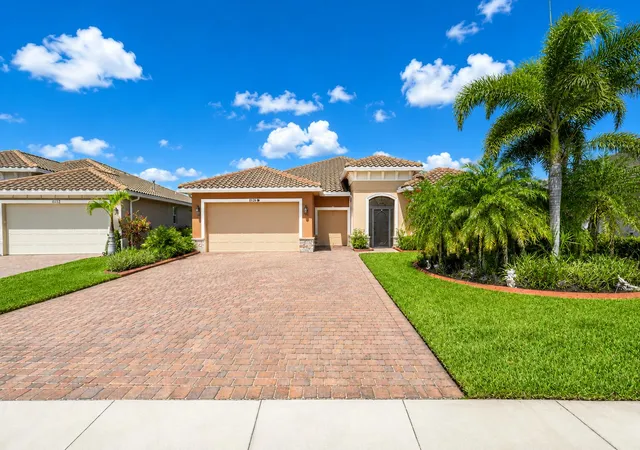 5th image of 11126 Sw Vitalia Ct, Port St Lucie, FL 34987 | MLS# B26041010