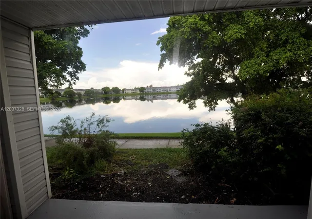 2nd image of 3473 Nw 44th St #103, Lauderdale Lakes, FL 33309 | MLS# A12037028