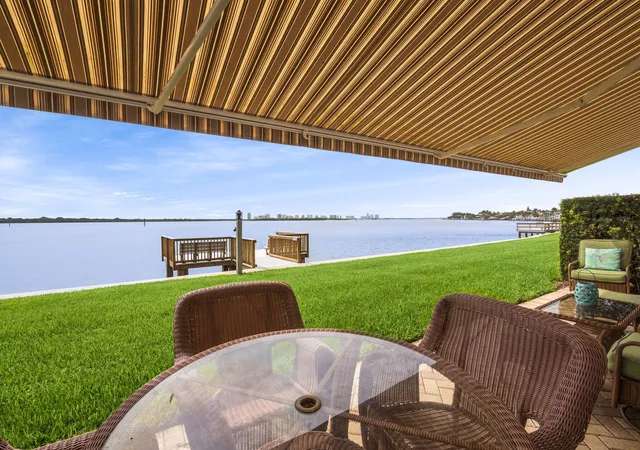 3rd image of 52 Yacht Clb Dr #103, North Palm Beach, FL 33408 | MLS# B26041180