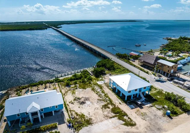 1st image of 30988 Witters Ln, Big Pine Key, FL 33043 | MLS# A12037227