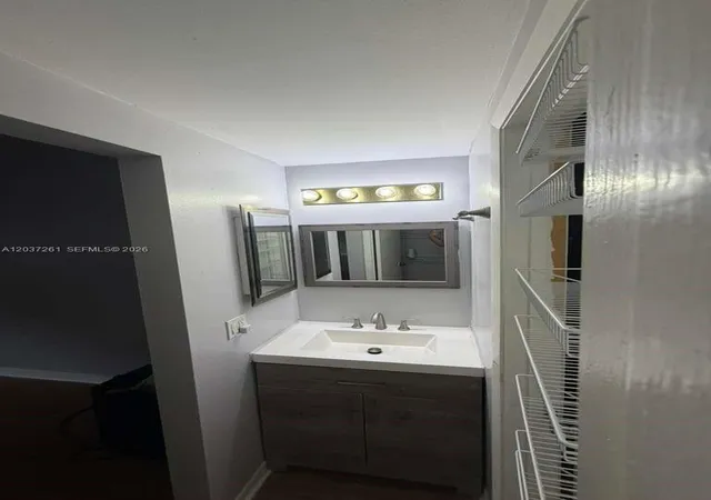 5th image of 8837 NW 48th St, Sunrise, FL 33351