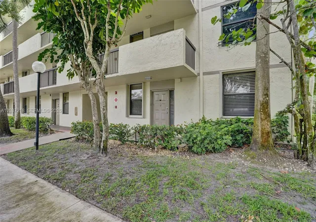 2nd image of 2908 S Carambola Cir #S 106, Coconut Creek, FL 33066 | MLS# A12037218