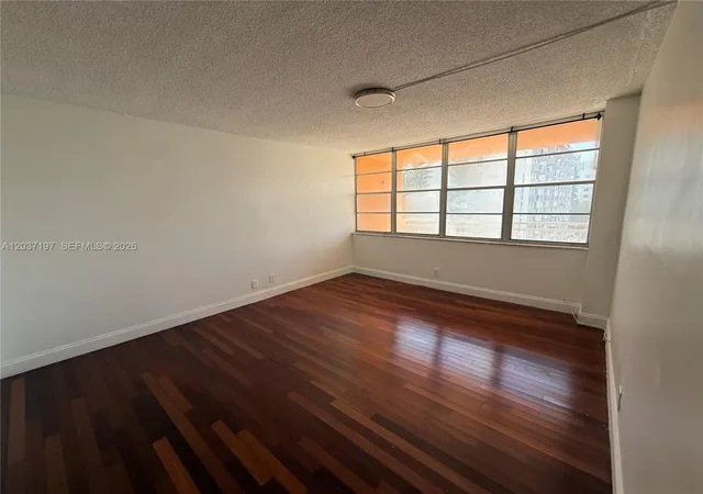 5th image of 2025 Ne 164Th St #507, North Miami Beach, FL 33162 | MLS# A12037197