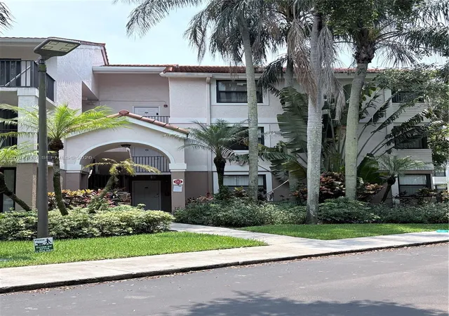 Homes for sale in Plantation, FL | 10131 W Sunrise Blvd #106, Plantation, FL 33322 | MLS# A12037419