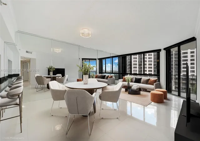 1st image of 520 Brickell Key Dr #A802, Miami, FL 33131 | MLS# A12037505