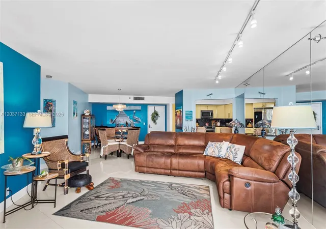 3rd image of 3500 Mystic Pointe Dr #3307, Aventura, FL 33180 | MLS# A12037133
