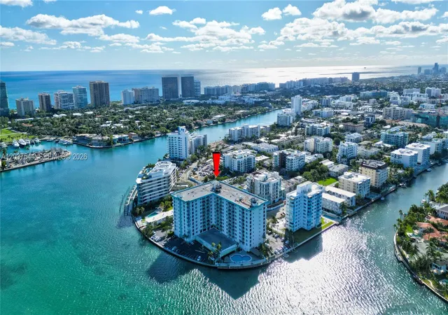 2nd image of 10350 W Bay Harbor Dr, Bay Harbor Islands, FL 33154
