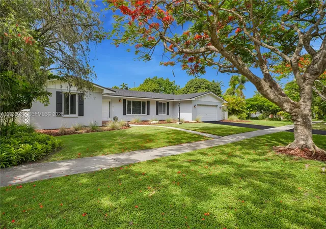 2nd image of 8340 Sw 96th St, Miami, FL 33156 | MLS# A12037035