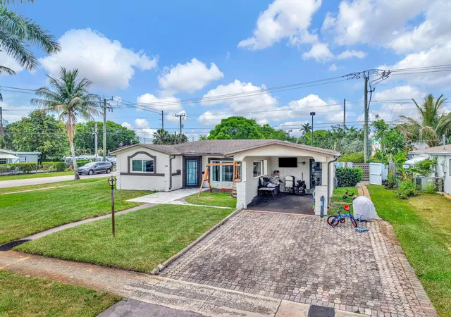 Photo 1 of Single family home for sale at 3300 Nw 32nd Street, Lauderdale Lakes, FL 33309 | MLS# B26041508 | Listing updated on 2026-09-23