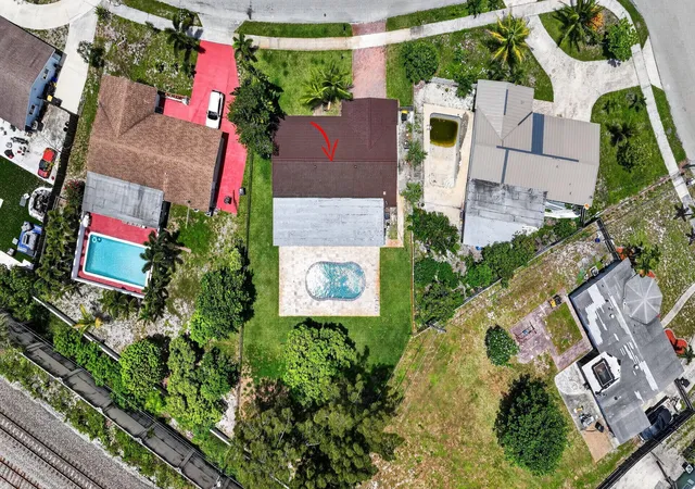 49th image of 1408 Cochran Dr, Lake Worth Beach, FL 33461 | MLS# B26041534