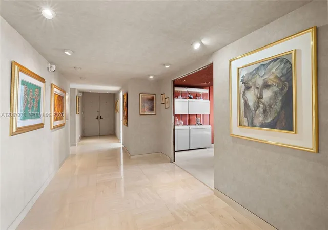 4th image of 5500 Collins Ave #1401, Miami Beach, FL 33140 | MLS# A12037273