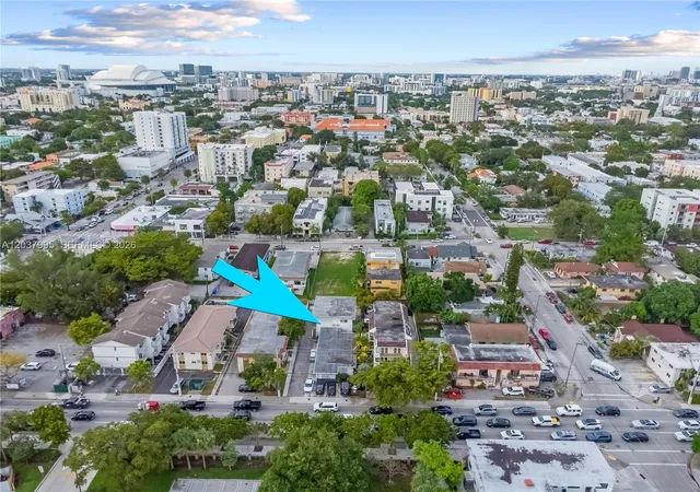 Homes for sale in Miami, FL | 1131 Sw 7th St, Miami, FL 33130 | MLS# A12037995