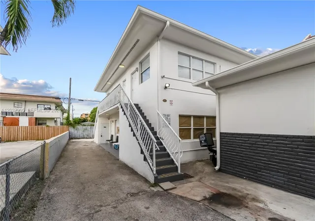 5th image of 1131 Sw 7Th St, Miami, FL 33130 | MLS# A12037995