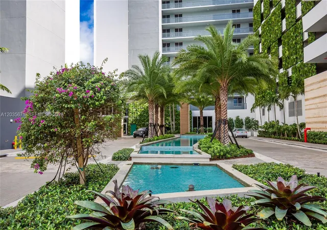 3rd image of 16385 Biscayne Blvd #1805, Aventura, FL 33160 | MLS# A12035671