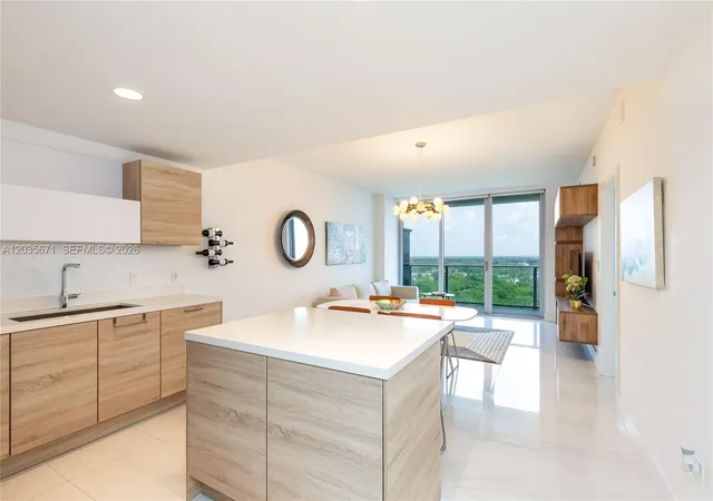 4th image of 16385 Biscayne Blvd #1805, Aventura, FL 33160 | MLS# A12035671