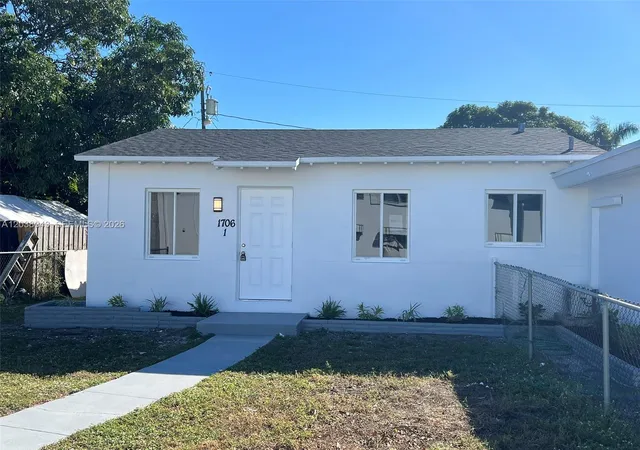 1st image of 1706 Arthur St, Hollywood, FL 33020 | MLS# A12038043