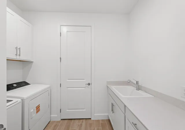 4th image of 12584 Quartz Dr, Alva, FL 33920 | MLS# B26041758