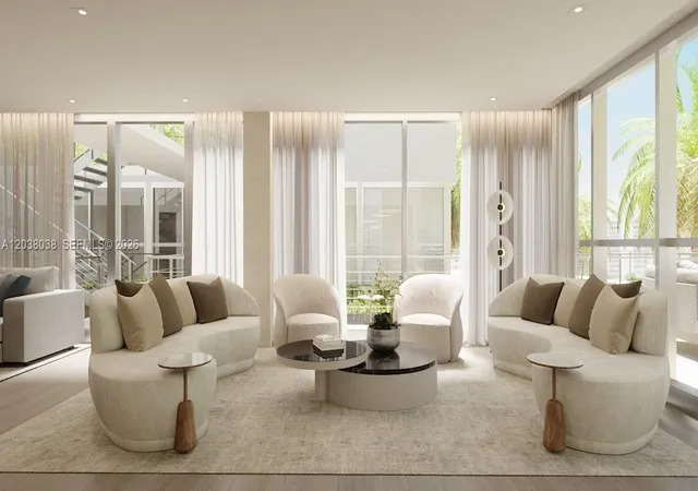 3rd image of 250 Collins Ave, Miami Beach, FL 33139