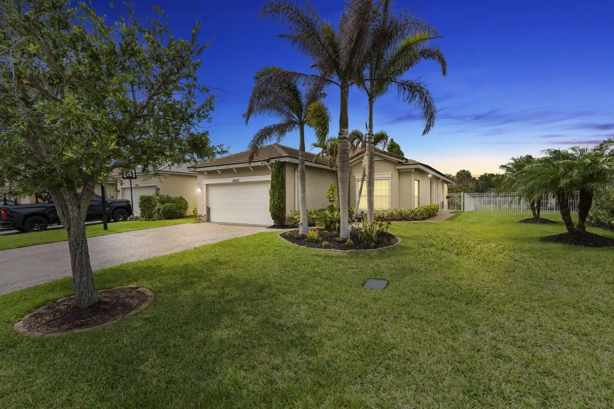 Photo 1 of Single family home for sale at 10932 Sw Dunhill Ct, Port Saint Lucie, FL 34987 | MLS# B26041854 | Listing updated on 2026-10-22