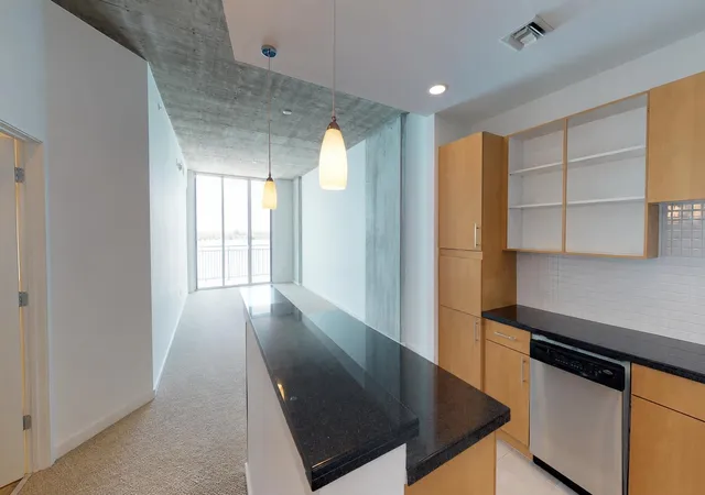 2nd image of 300 S Australian Ave #611, West Palm Beach, FL 33401 | MLS# B26041896