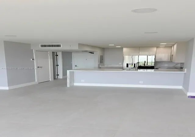 3rd image of 20379 W Country Club Dr #1437, Aventura, FL 33180 | MLS# A12038410