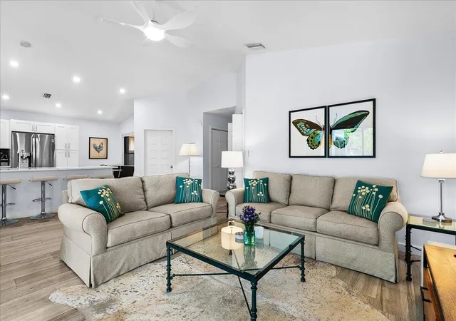 Photo 1 of Single family home for sale at 13371 Bedford Mews Ct, Wellington, FL 33414 | MLS# B26042031 | Listing updated on 2026-10-04
