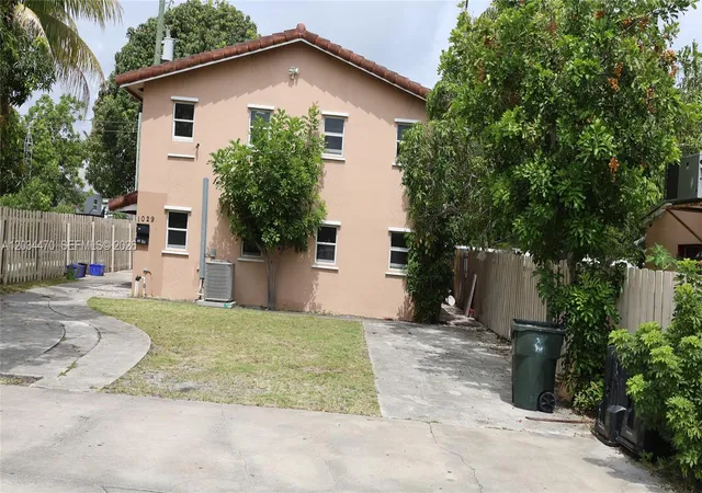 1st image of 1029 S C St, Lake Worth Beach, FL 33460 | MLS# A12034470