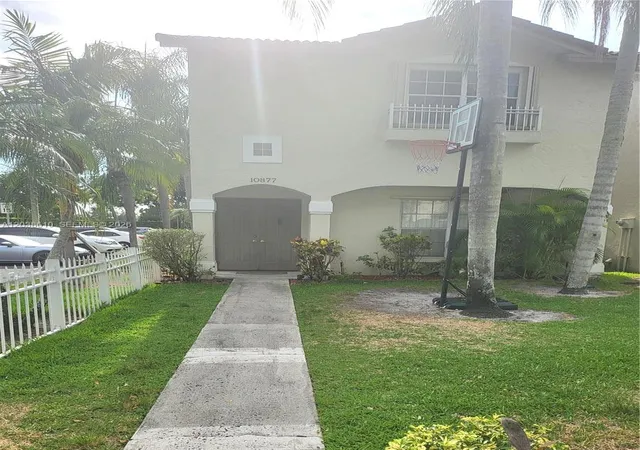 2nd image of 10877 Nw 8th St, Pembroke Pines, FL 33026 | MLS# A12038610