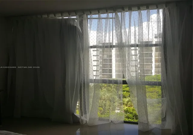 2nd image of 16919 N Bay Rd #608, Sunny Isles Beach, FL 33160 | MLS# A12033489
