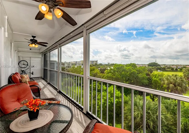 2nd image of 4800 Hillcrest Ln 501 #501, Hollywood, FL 33021 | MLS# A12038629