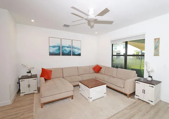 4th image of 14202 Sw Thorens Dr, Port Saint Lucie, FL 34987 | MLS# B26042146