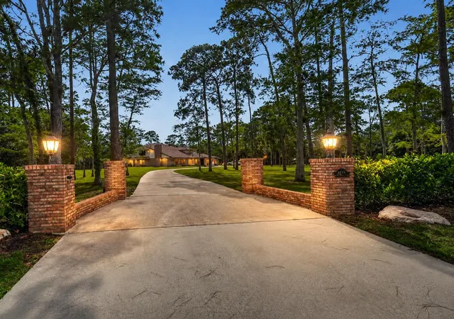 1st image of 14780 Draft Horse Ln, Wellington, FL 33414 | MLS# B26042145