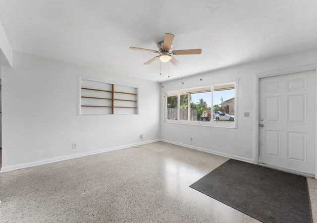 Photo 4 of Single family home for sale at 707 S Broadway, Lantana, FL 33462 | MLS# B26042213 | Listing updated on 2026-09-23