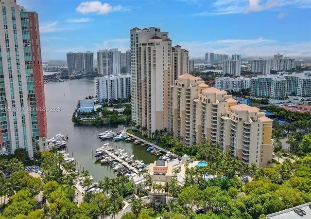 38th image of 3330 Ne 190th St #1611, Miami, FL 33180 | MLS# A12038779