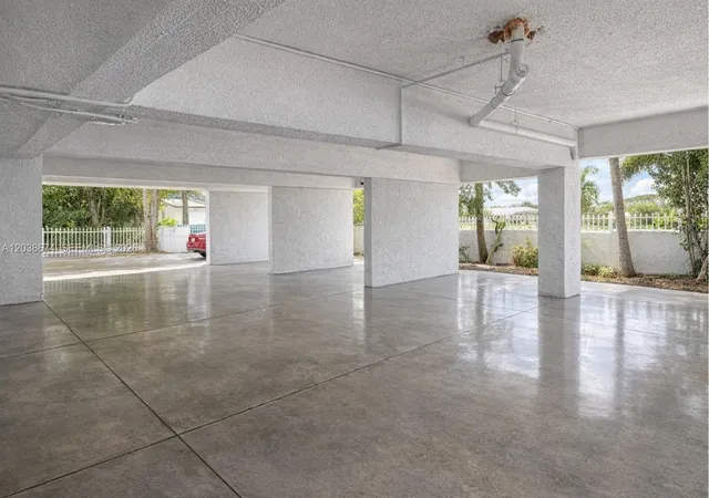 Homes for sale in North Miami, FL | 1090 Ne 129Th St #205, North Miami, FL 33161 | MLS# A12038674