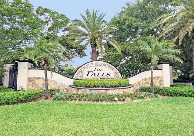 Homes for sale in Weston, FL | 1212 Falls Blvd, Weston, FL 33327 | MLS# A12038641