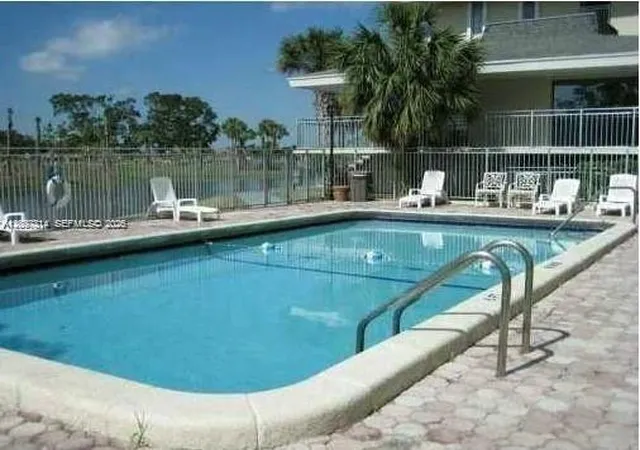 Homes for sale in Plantation, FL | 605 S Pine Island Rd #404A, Plantation, FL 33324 | MLS# A12037314