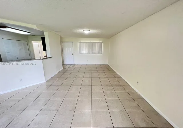 4th image of 3417 Nw 44Th St, Oakland Park, FL 33309