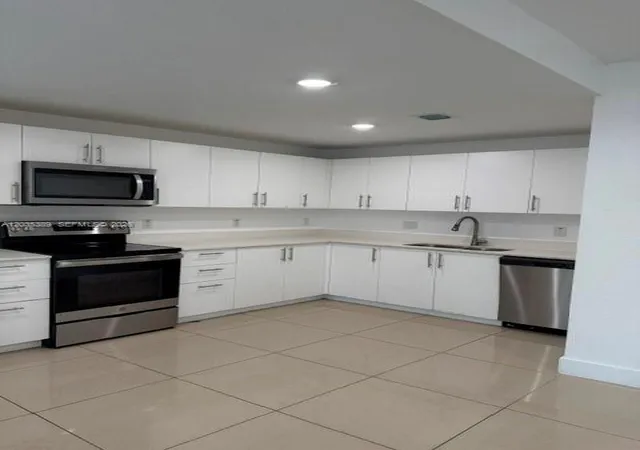 3rd image of 25870 Sw 144Th Ct, Princeton, FL 33032 | MLS# A12035389