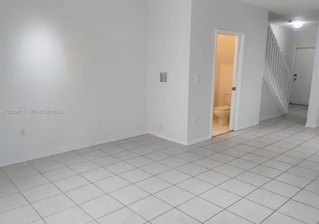 4th image of 5725 Nw 114Th Path, Doral, FL 33178
