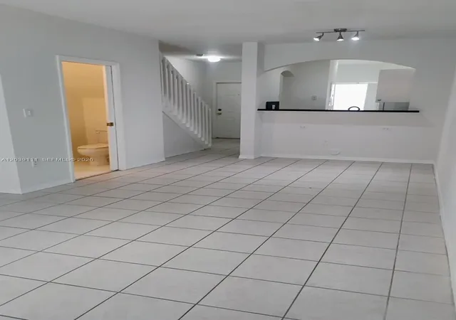 5th image of 5725 Nw 114Th Path, Doral, FL 33178
