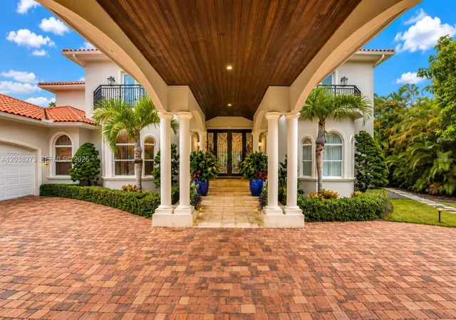 Photo 3 of Single family home for sale at 11111 SW 77th Avenue, Pinecrest, FL 33156 | MLS# A12038273 | Listing updated on 2026-10-30