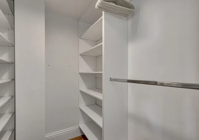 2nd image of 225 Bch Rd, Tequesta, FL 33469