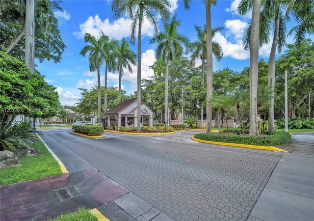 18th image of 9507 Sw 140th Ct #9507, Miami, FL 33186 | MLS# A12039009
