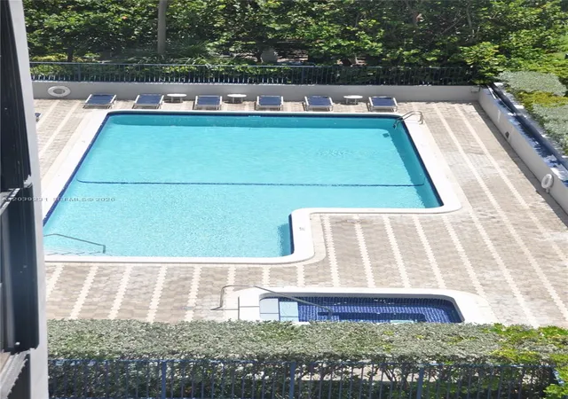 4th image of 8877 Collins Ave #507, Surfside, FL 33154 | MLS# A12039231